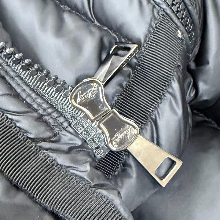 Great MONCLER down coat HERMINE Logo patch and hood black Nylon Women 0