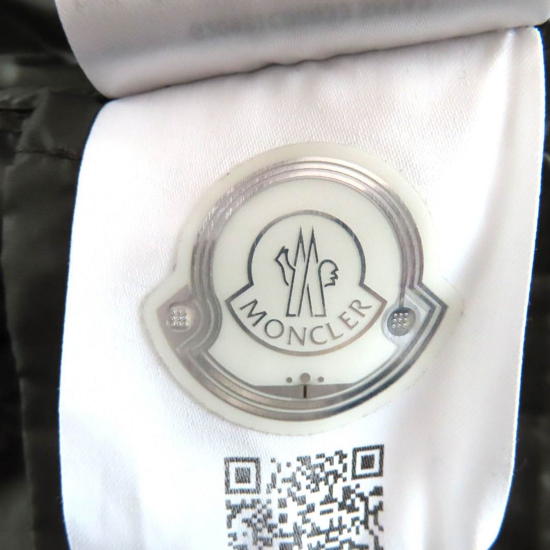 Pristine MONCLER down coat CAPRIER With logo, long length khaki Nylon Women 0