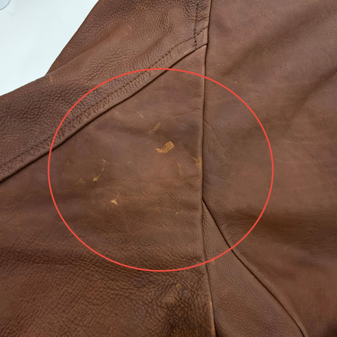 Very Good NotE coat Long leather coat with belt, 100% wool lining. 46 25-005