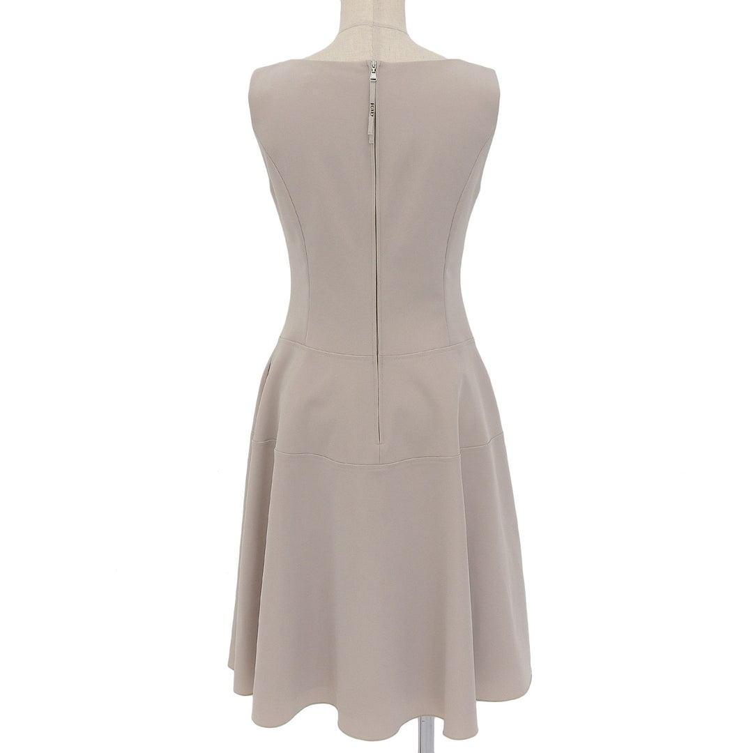 Excellent FOXEY NEW YORK one piece V-neck sleeveless flared dress beige 38 41011