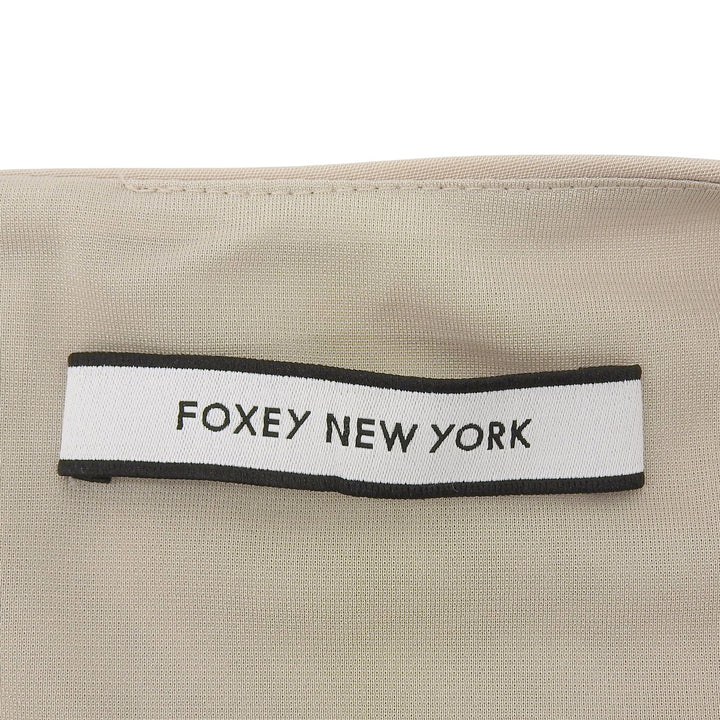 Excellent FOXEY NEW YORK one piece V-neck sleeveless flared dress beige 38 41011