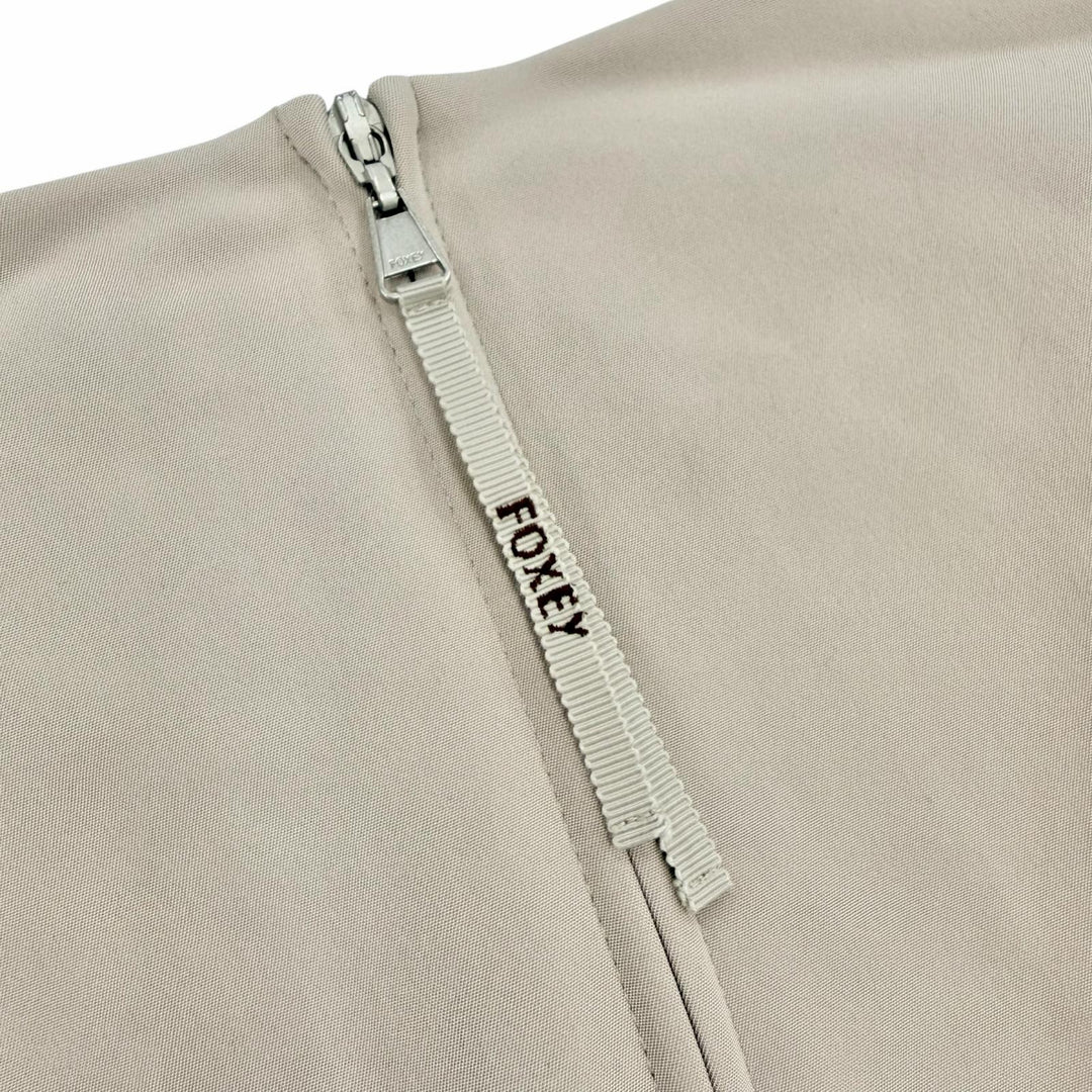Excellent FOXEY NEW YORK one piece V-neck sleeveless flared dress beige 38 41011