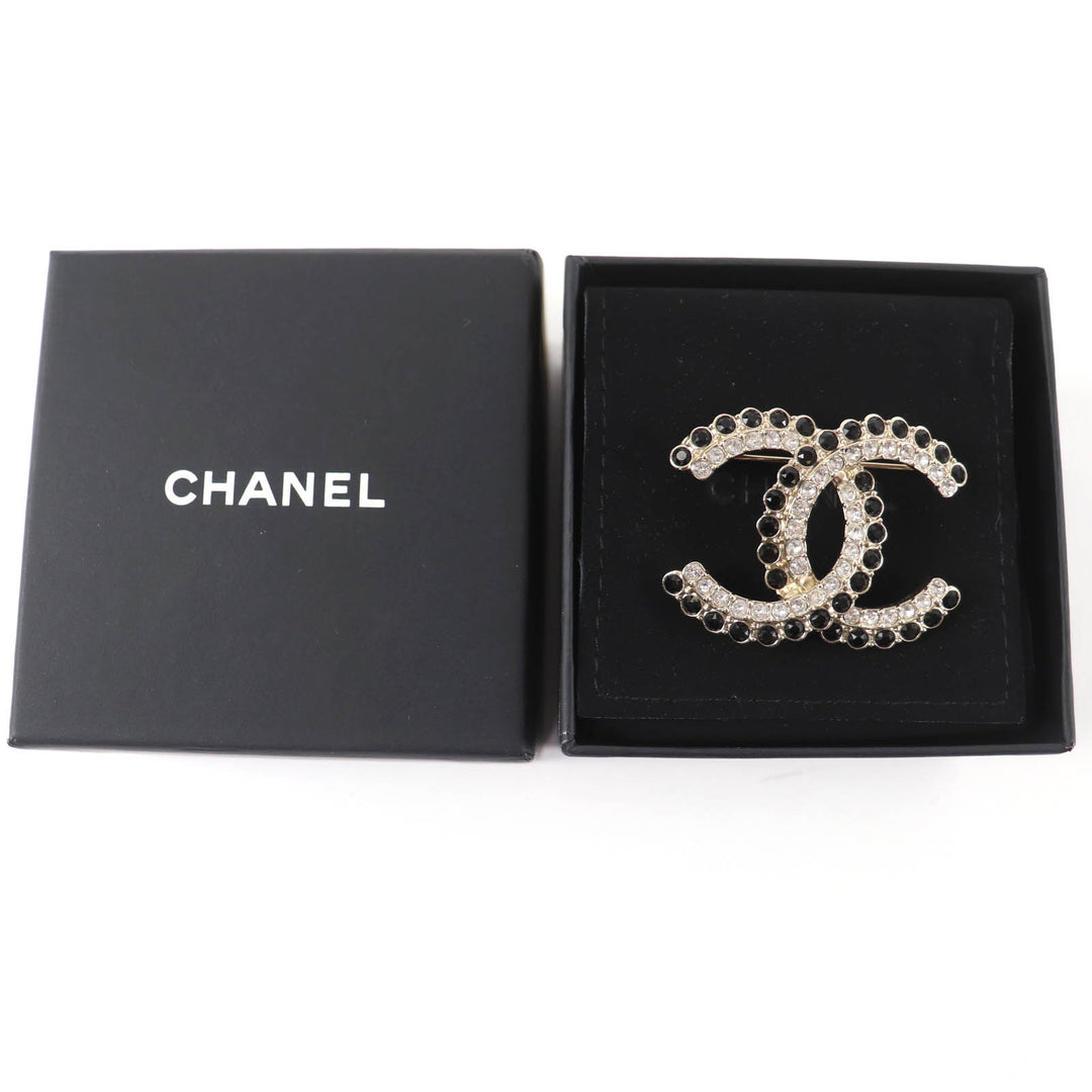 Excellent CHANEL Brooch COCO Mark Black Stone Clear Stone Large Size Gold A22B