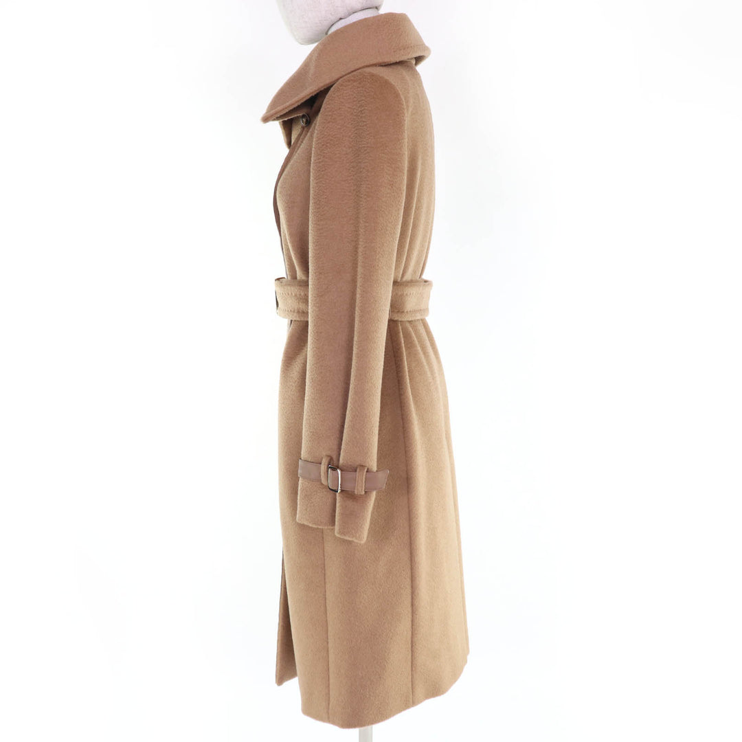 Excellent Max Mara coat Shawl collar with leather accents and belt Camel 40