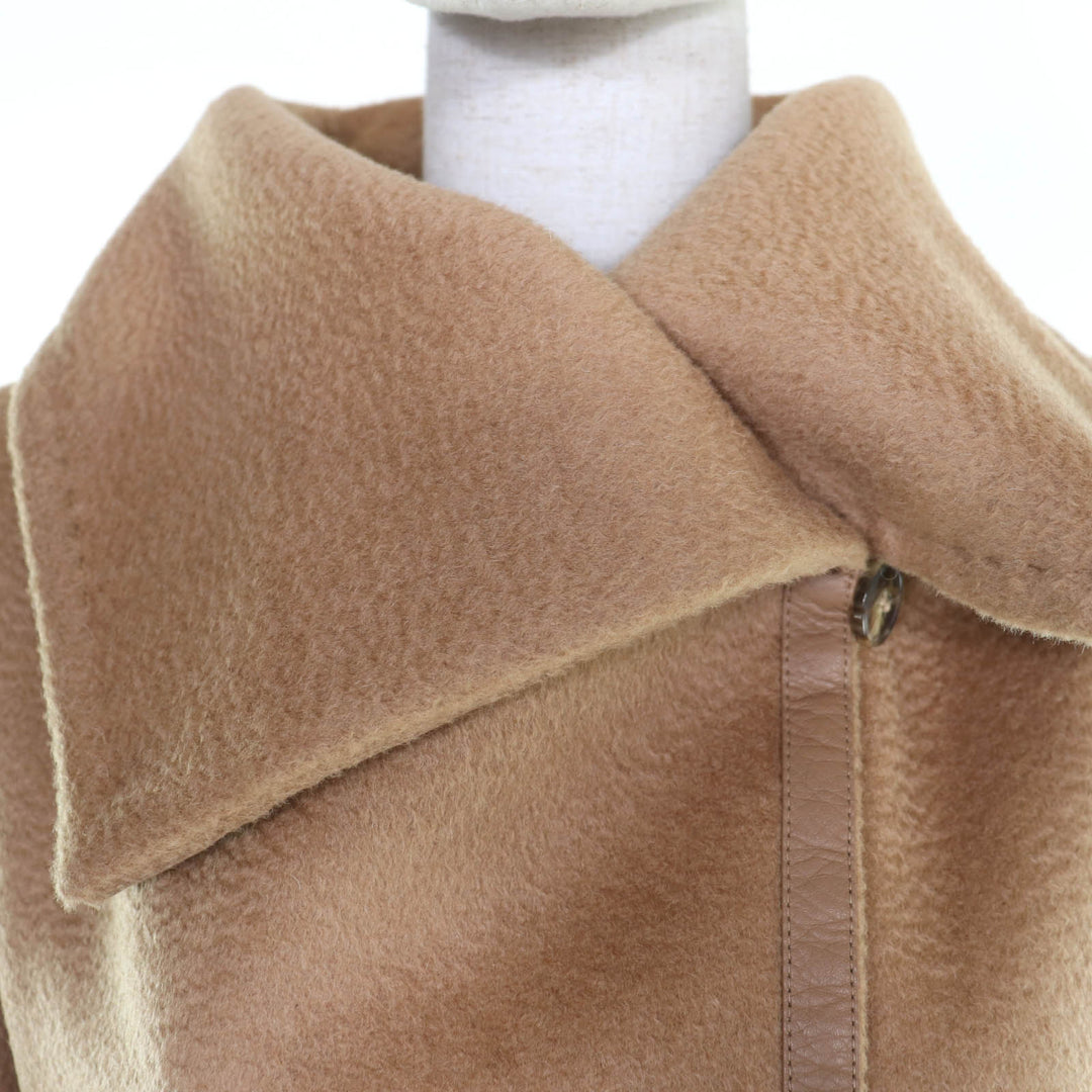 Excellent Max Mara coat Shawl collar with leather accents and belt Camel 40