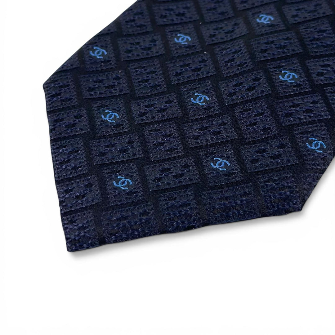 Pristine CHANEL tie COCO MarkPattern Jacquard Dark navy silk mens