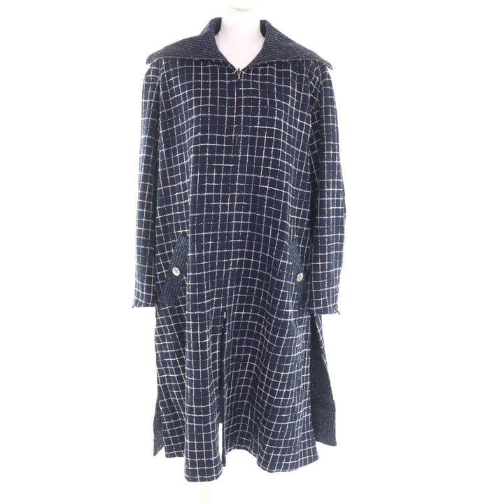 Excellent CHANEL Runway-style COCO Button Tweed Coat Navy wool Women 34 P73110