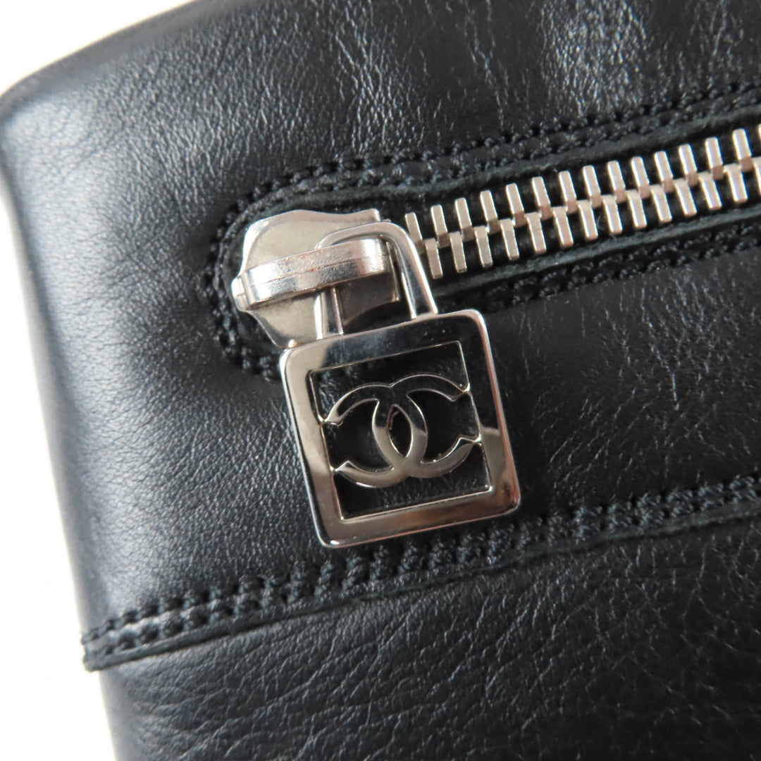 Great CHANEL short boots CC Coco Cocoon Leather Engineer Boots black 37 G26537