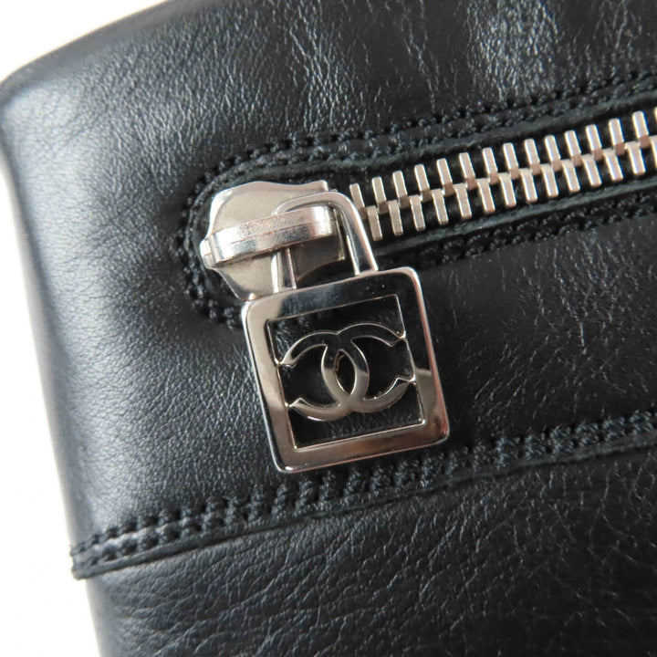 Great CHANEL short boots CC Coco Cocoon Leather Engineer Boots black 37 G26537