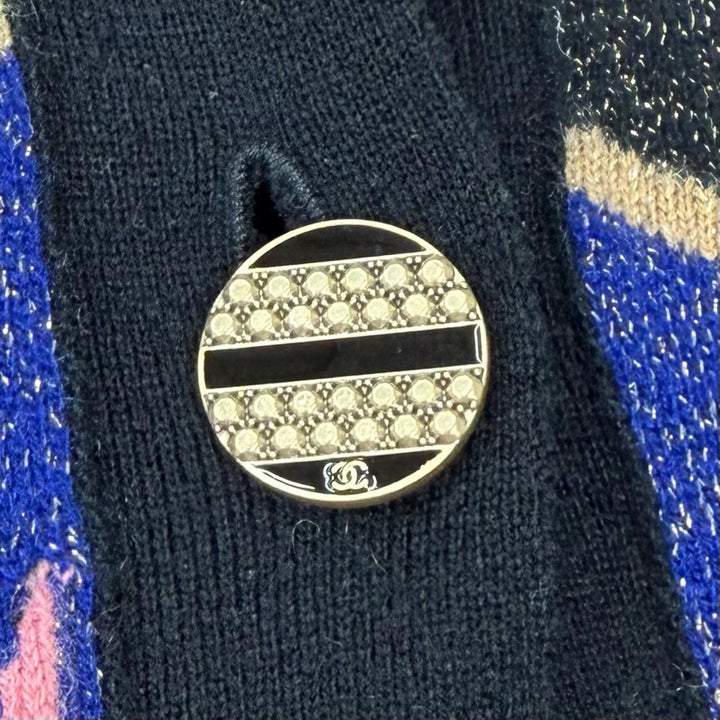 Excellent CHANEL cardigan Multi cashmere Women 42 P61687