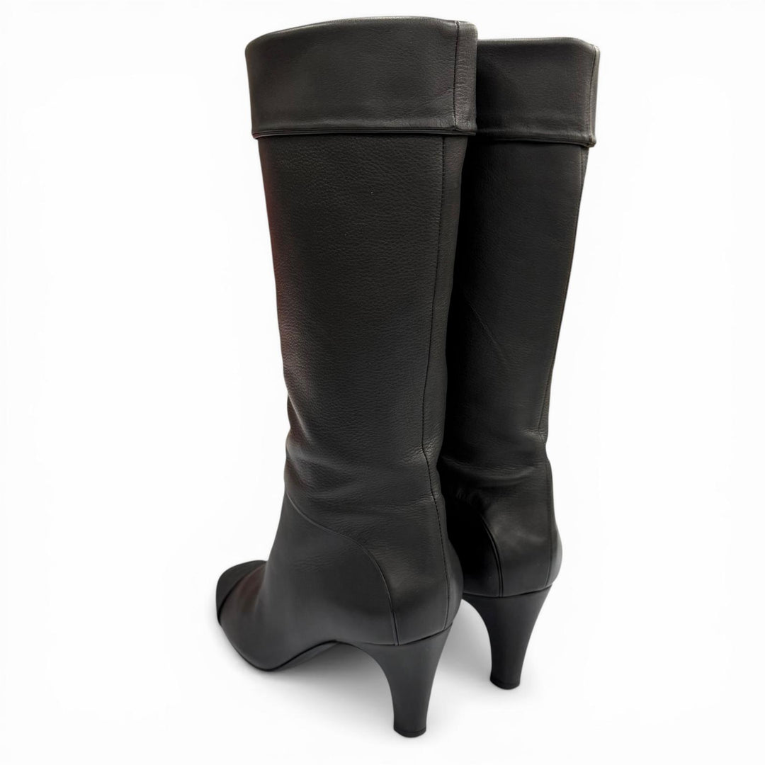Great CHANEL Knee-high boots black leather Women 36.5 G36438