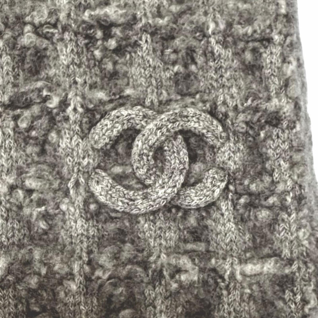 Great CHANEL Scarf gray cashmere Women 17B