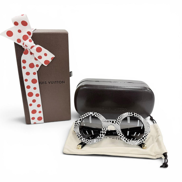 Great LOUIS VUITTON Yayoi Kusama sunglasses Waveron Dot Pattern Women Z0480W