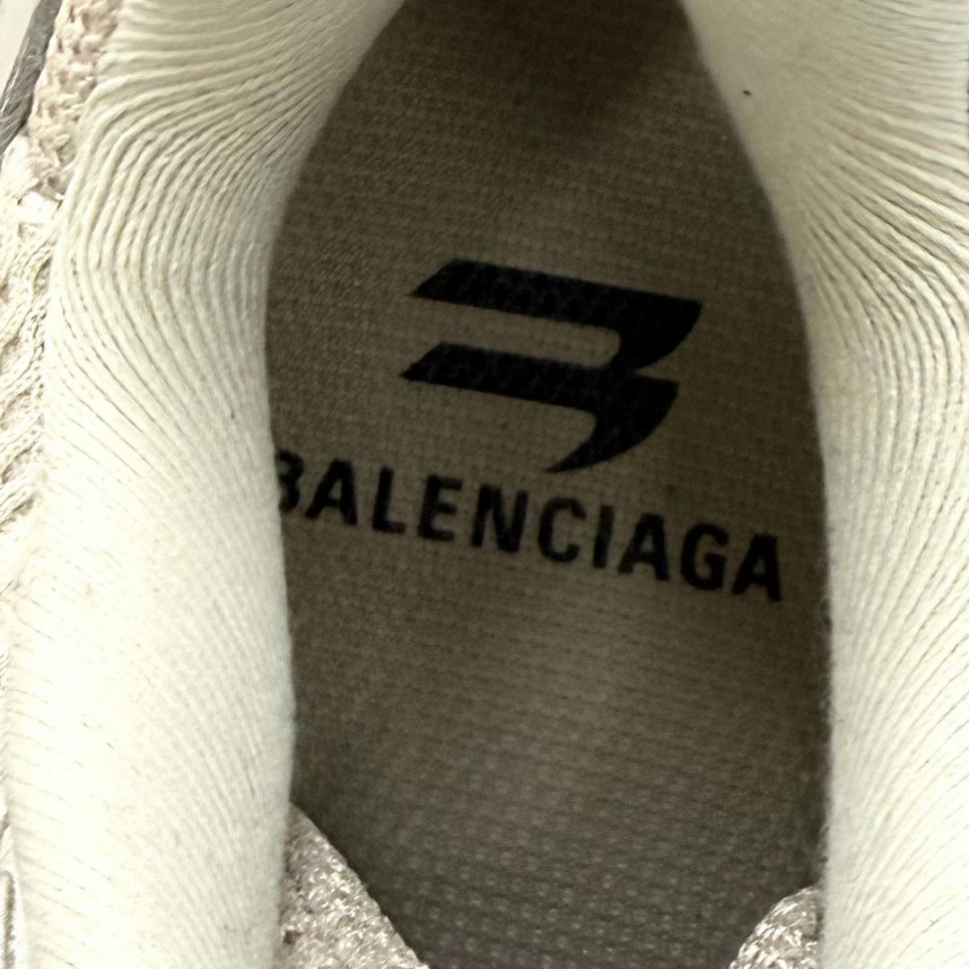 Great BALENCIAGA sneakers Bouncer Logo-emblazoned mesh lace-up shoes 24 685611