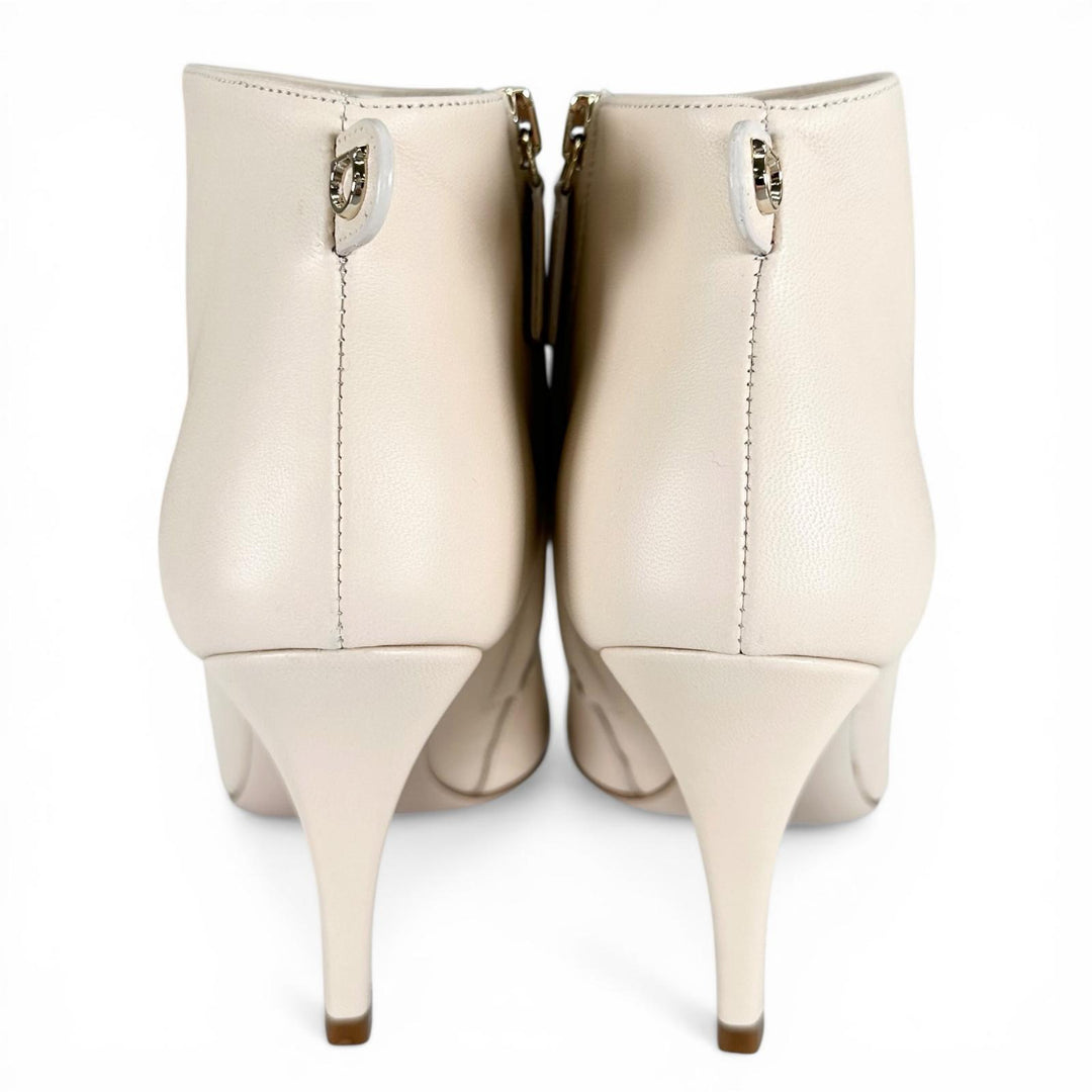 Excellent Salvatore Ferragamo short boots Gancini Side Zip beige Women 5.5