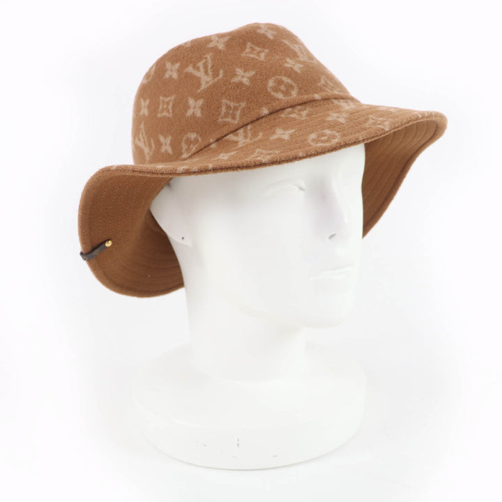 Excellent LOUIS VUITTON hat Carry on Monogram Pattern Reversible Bucket M M77295