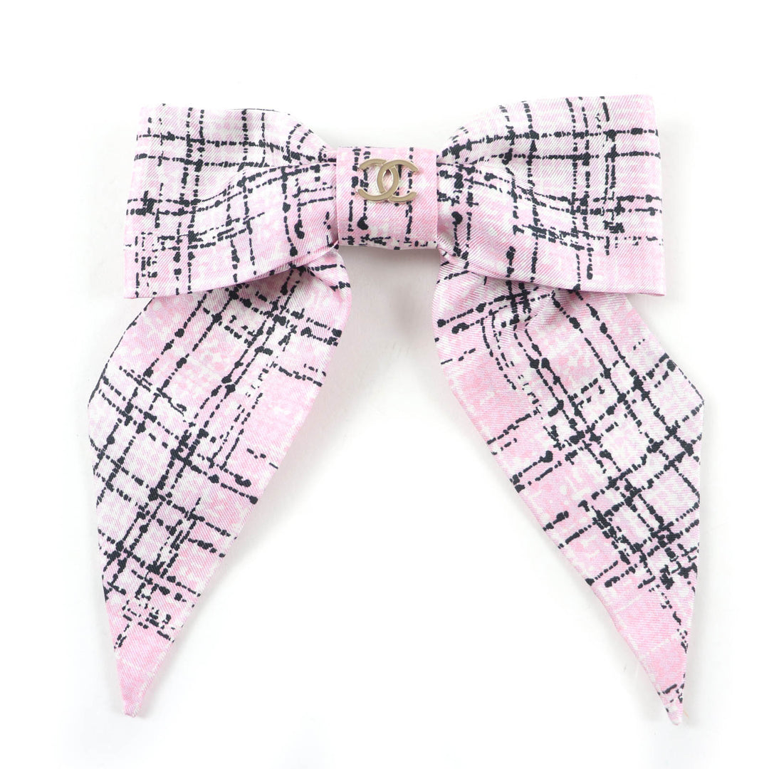 Excellent CHANEL Valletta Fall/Winter 2025 Collection pink silk Women 25B