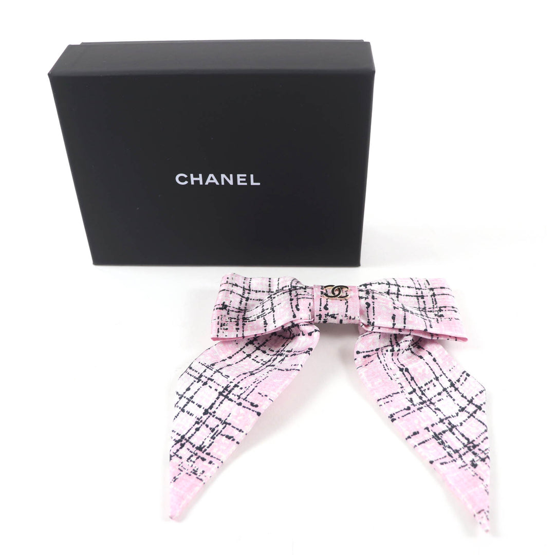 Excellent CHANEL Valletta Fall/Winter 2025 Collection pink silk Women 25B