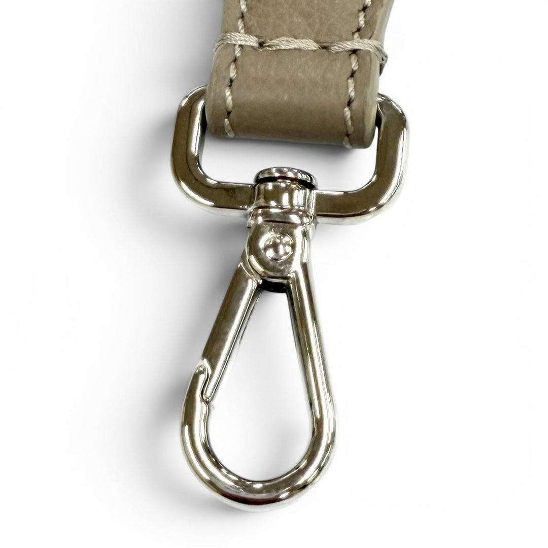 Excellent FENDI Shoulder strap Zucca Pattern leather with pockets Gurege