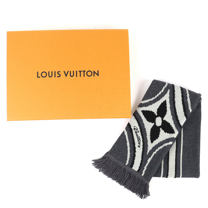 Excellent LOUIS VUITTON Scarf with graphic floral design fringe gray M97784