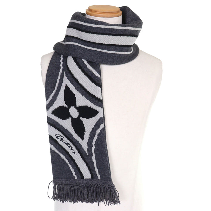 Excellent LOUIS VUITTON Scarf with graphic floral design fringe gray M97784