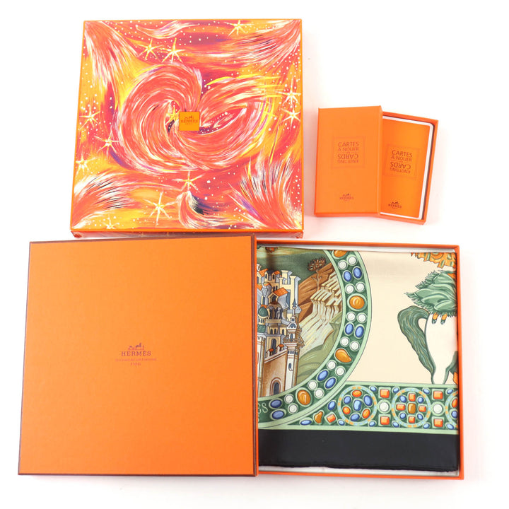 Pristine HERMES scarf LE TRIOMPHE DU PALADIN Style card included multicolor silk