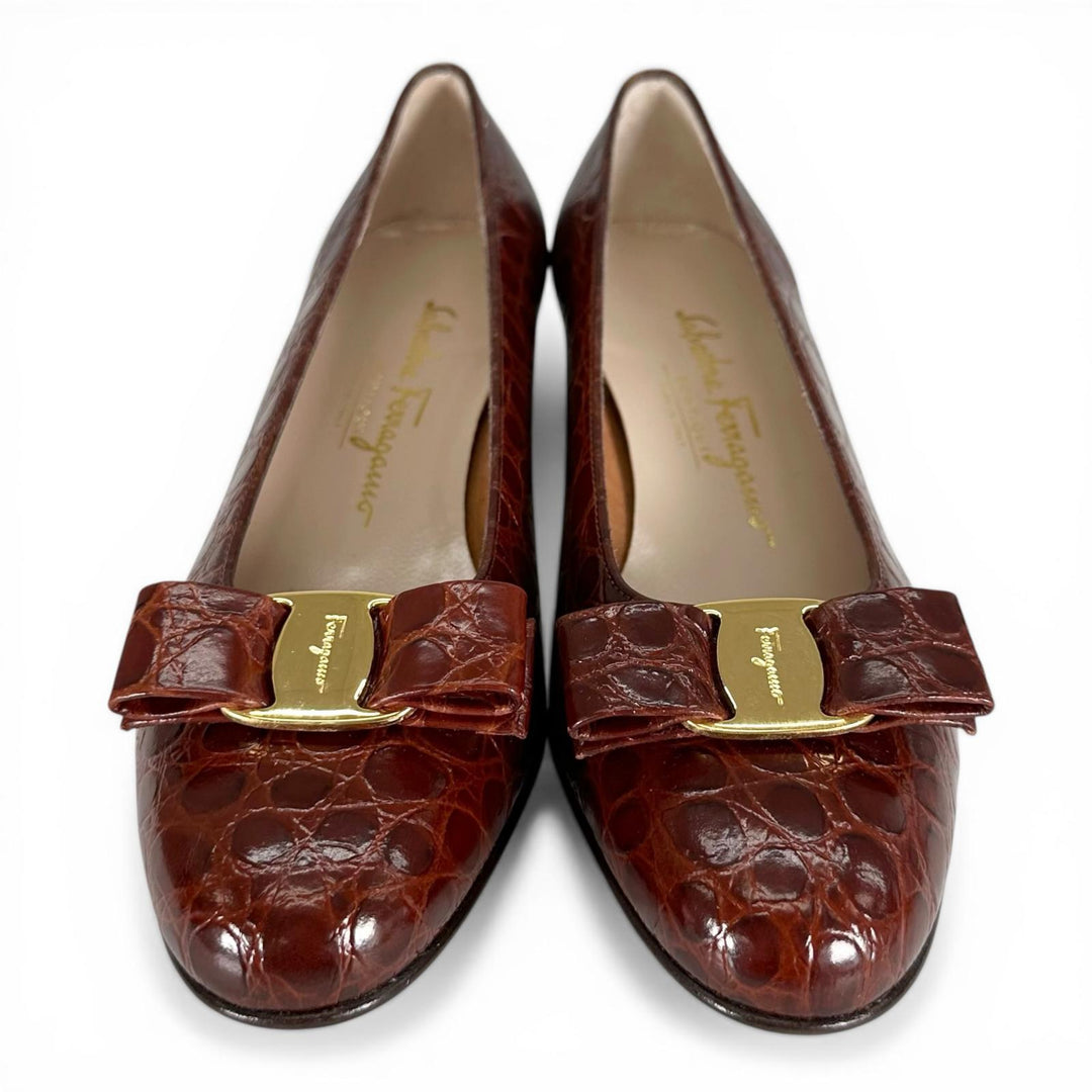 Pristine Salvatore Ferragamo pumps VARA Croco embossed Brown Women 7.5