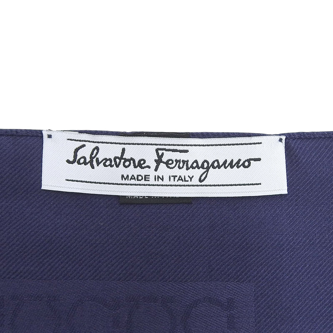 Excellent Salvatore Ferragamo scarf GanciniPattern Navy silk Women