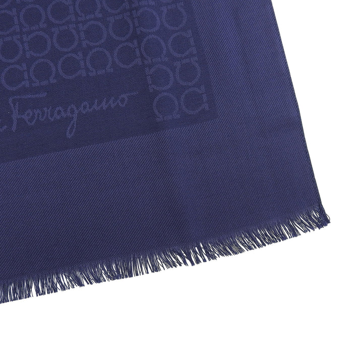 Excellent Salvatore Ferragamo scarf GanciniPattern Navy silk Women