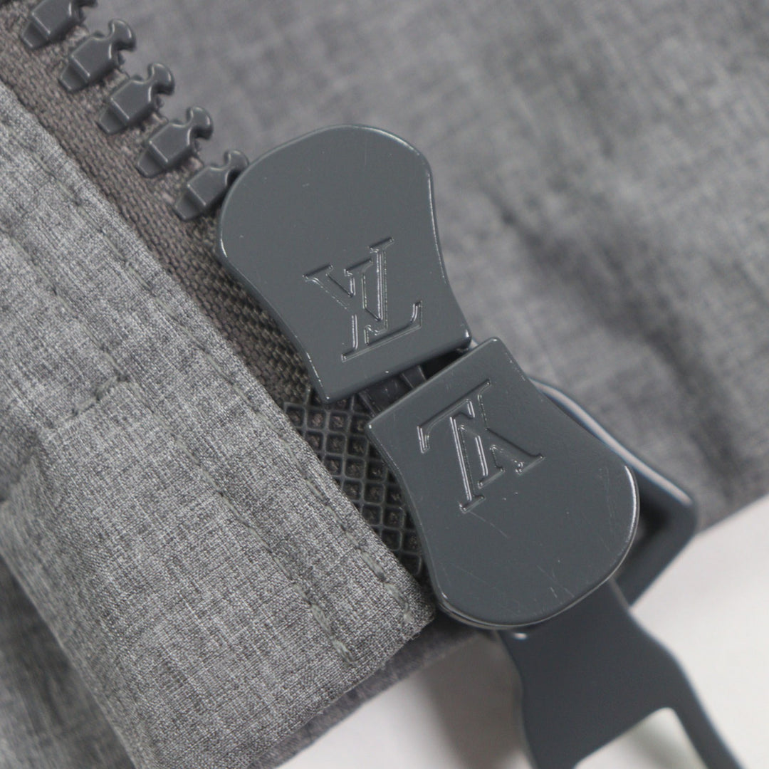 Pristine LOUIS VUITTON Jacket gray polyester mens 46 HHB99W