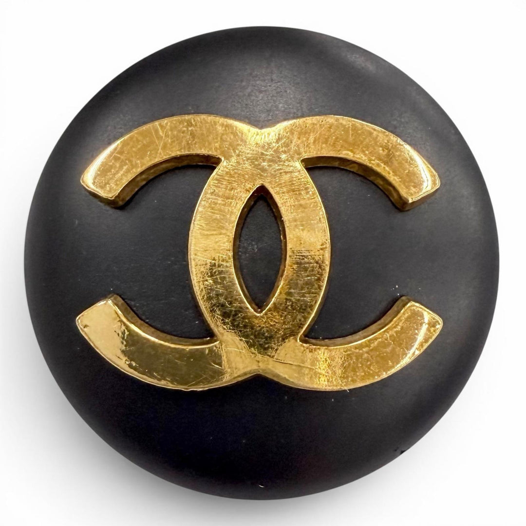 Great CHANEL button COCO Mark Buttons: 6 large, 6 small, total 12 black Women
