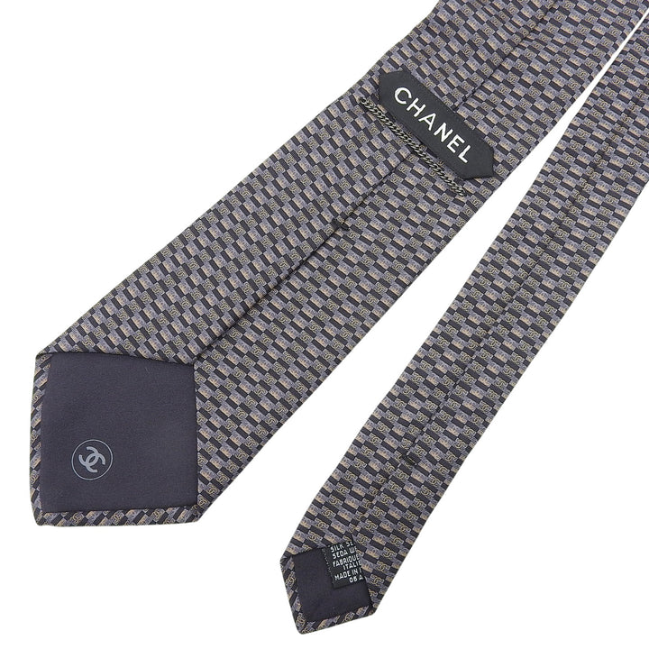 Pristine CHANEL tie COCO MarkPattern all-over print black silk mens