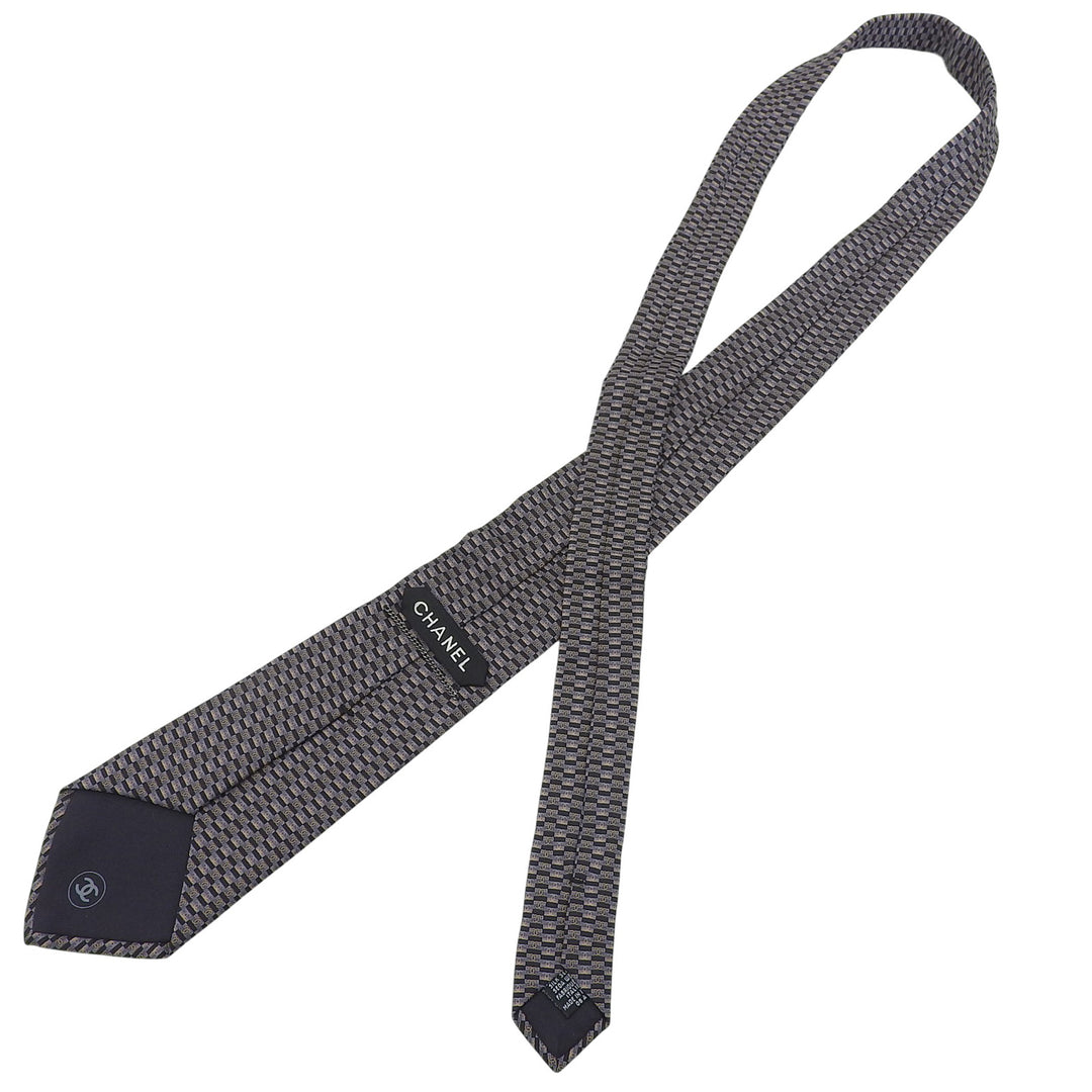 Pristine CHANEL tie COCO MarkPattern all-over print black silk mens