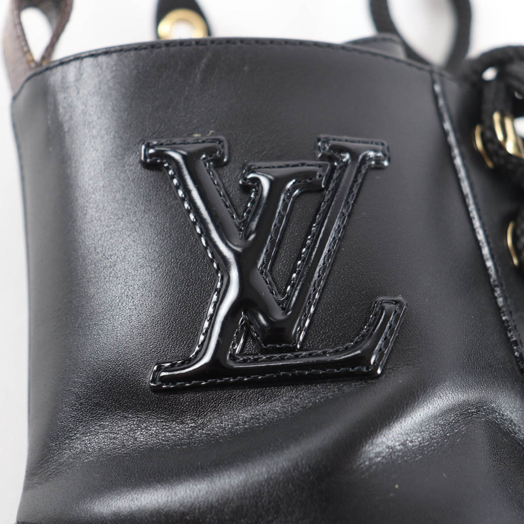 Great LOUIS VUITTON boots Citizen Line Monogram leather shoes with LV patch. 36
