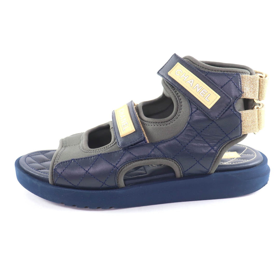 Great CHANEL Sandals COCO Mark Matelassé Fabric Leather khaki 39 G37231