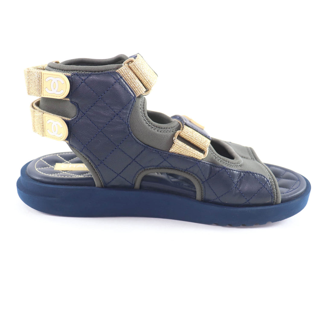 Great CHANEL Sandals COCO Mark Matelassé Fabric Leather khaki 39 G37231