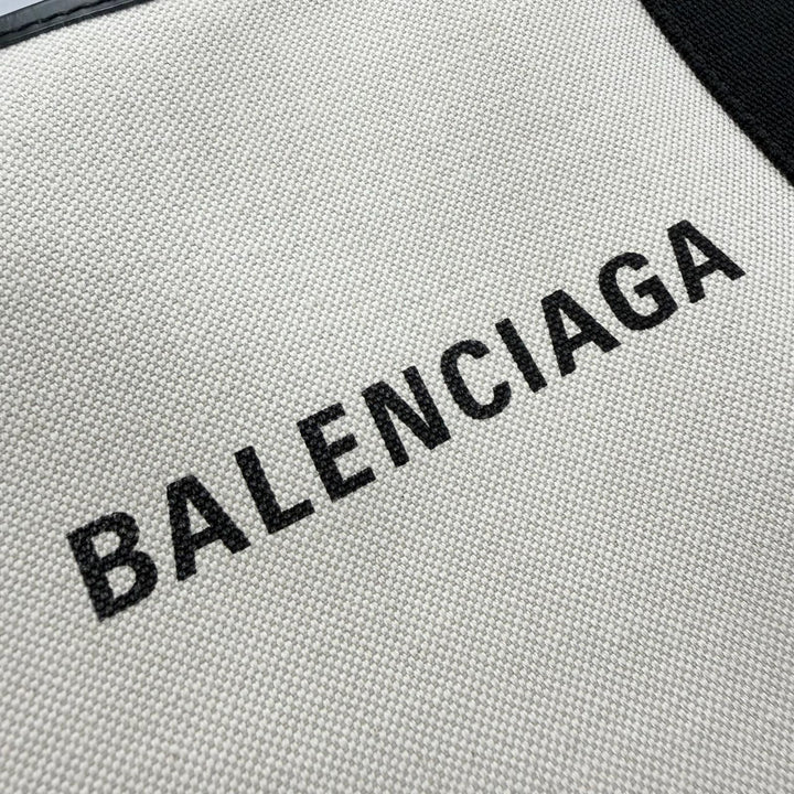 Great BALENCIAGA Shoulder Bag Navy Hippo XS natural canvas Women 390346