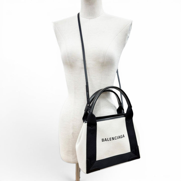Great BALENCIAGA Shoulder Bag Navy Hippo XS natural canvas Women 390346