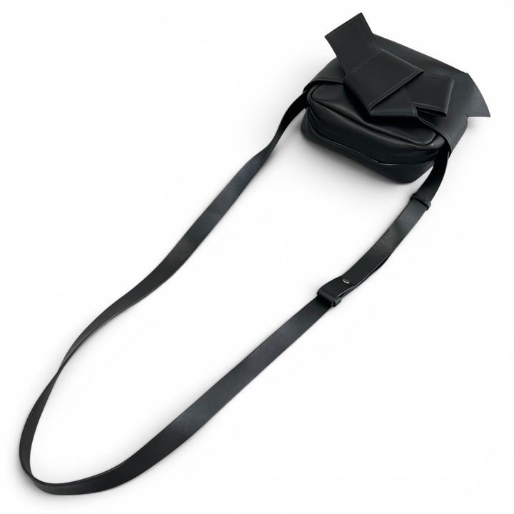 Great ACNE STUDIOS Shoulder Bag Musubi Camera Bag black leather Women