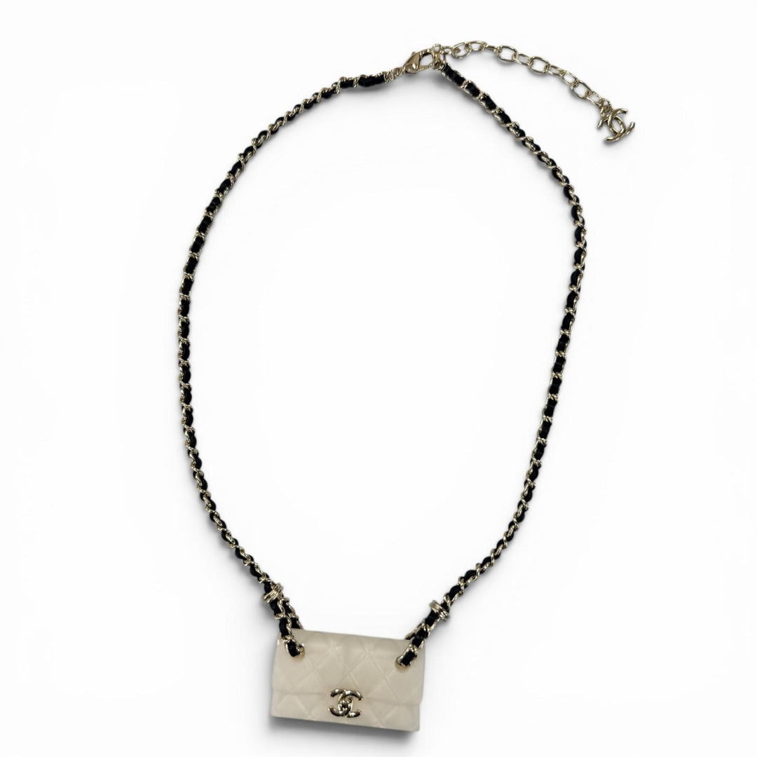 Excellent CHANEL Necklace Matelassé bag motif COCO Mark Chain Ivory Women B23C