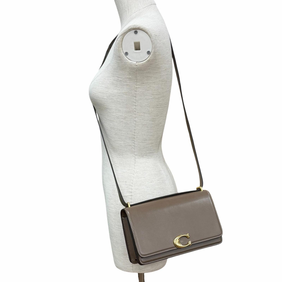 Excellent COACH Shoulder Bag Bandit Brown leather Women CC416