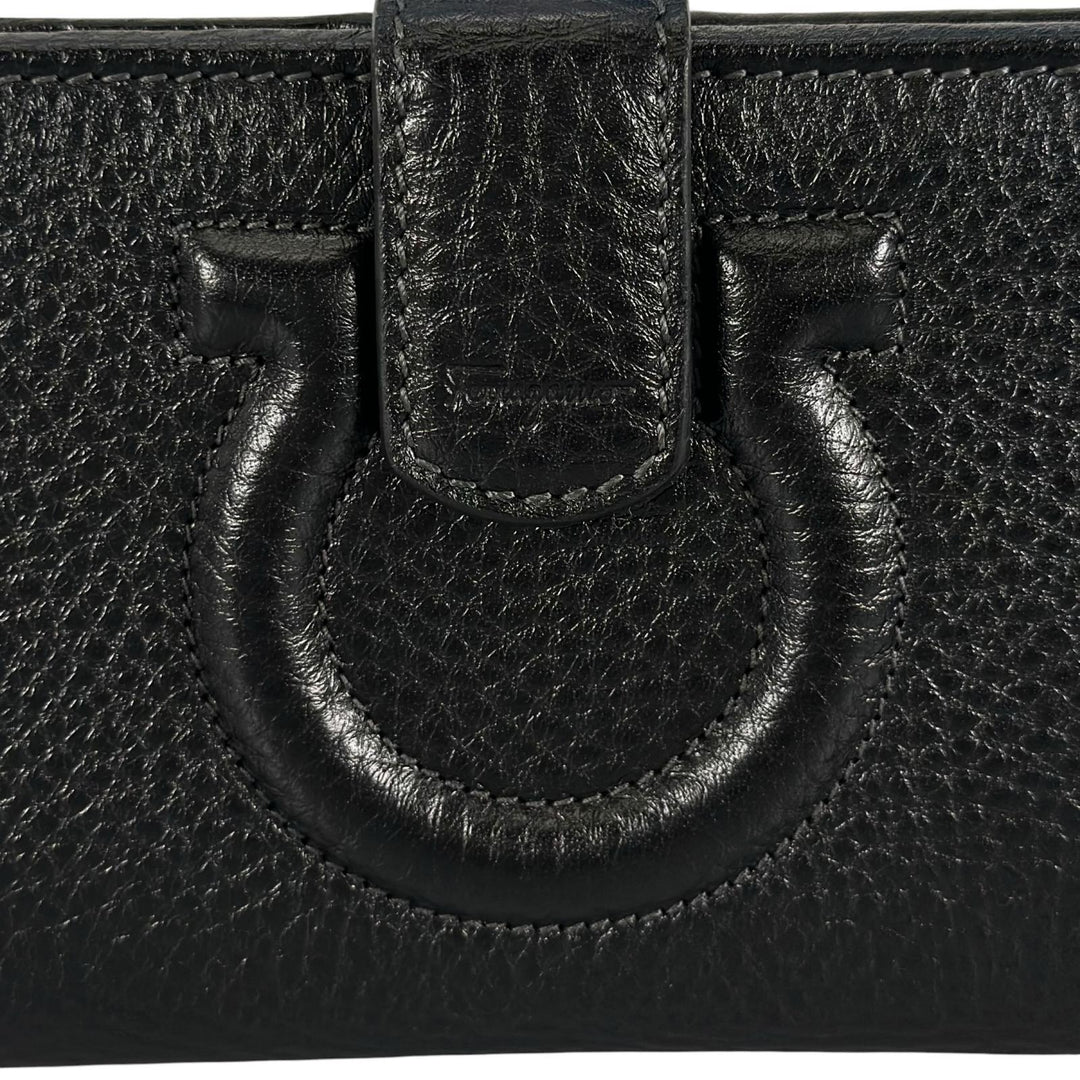 Pristine Salvatore Ferragamo Purse Gancini long wallet black leather Women