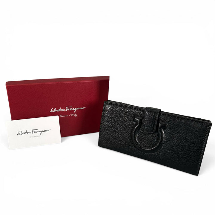 Pristine Salvatore Ferragamo Purse Gancini long wallet black leather Women