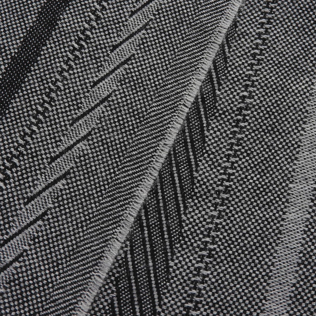 Excellent Ermenegildo Zegna Scarf Logo included, fringe gray wool mens