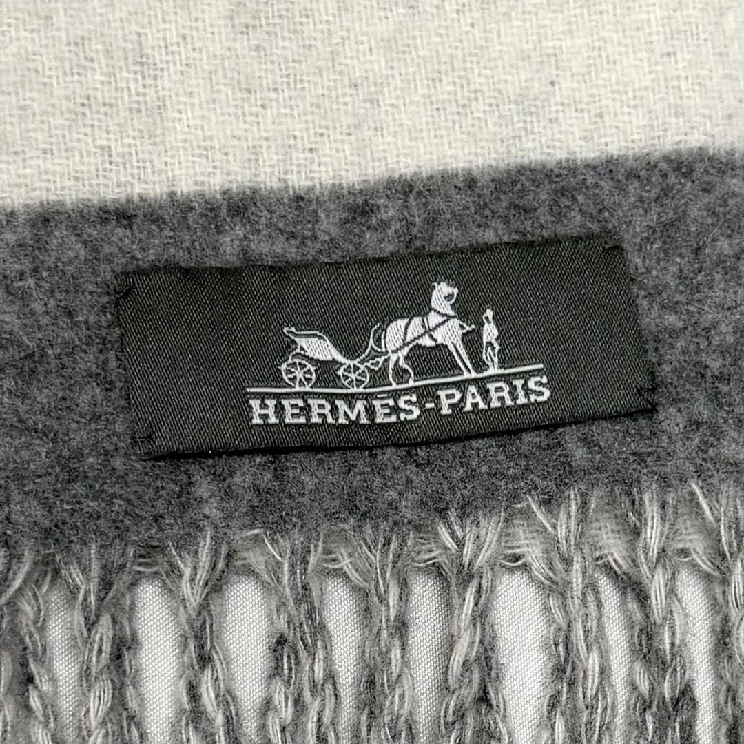 Great HERMES Scarf love story With fringe gray cashmere Women