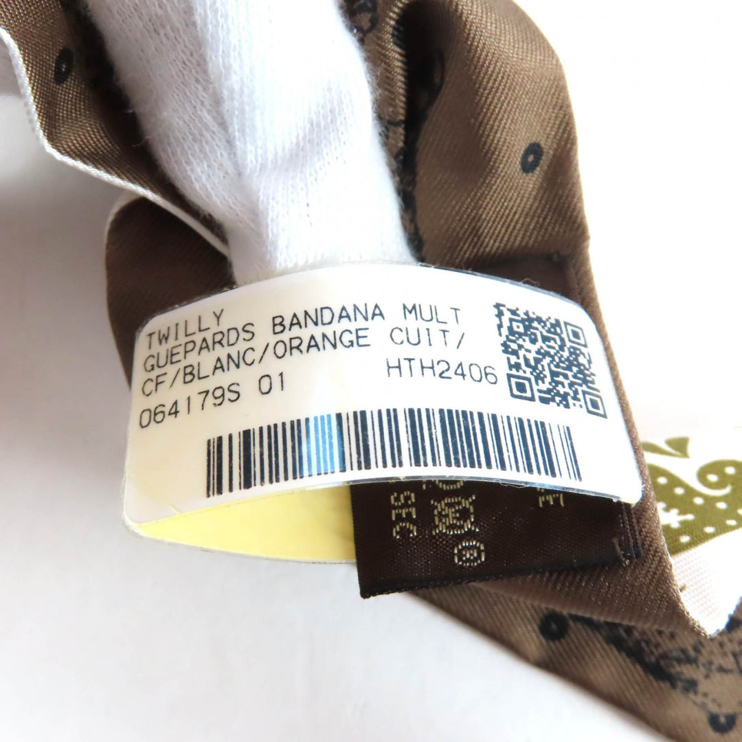 Pristine HERMES scarf GUEPARDS BANDANA Cheetah Bandana silk Women