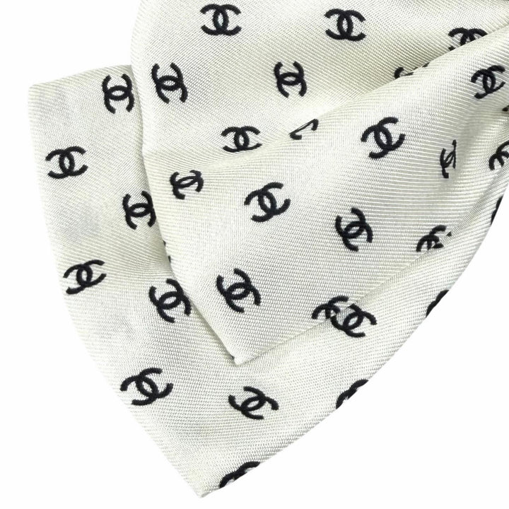 Pristine CHANEL Valletta COCO Mark all-over print ribbon white Women 25P