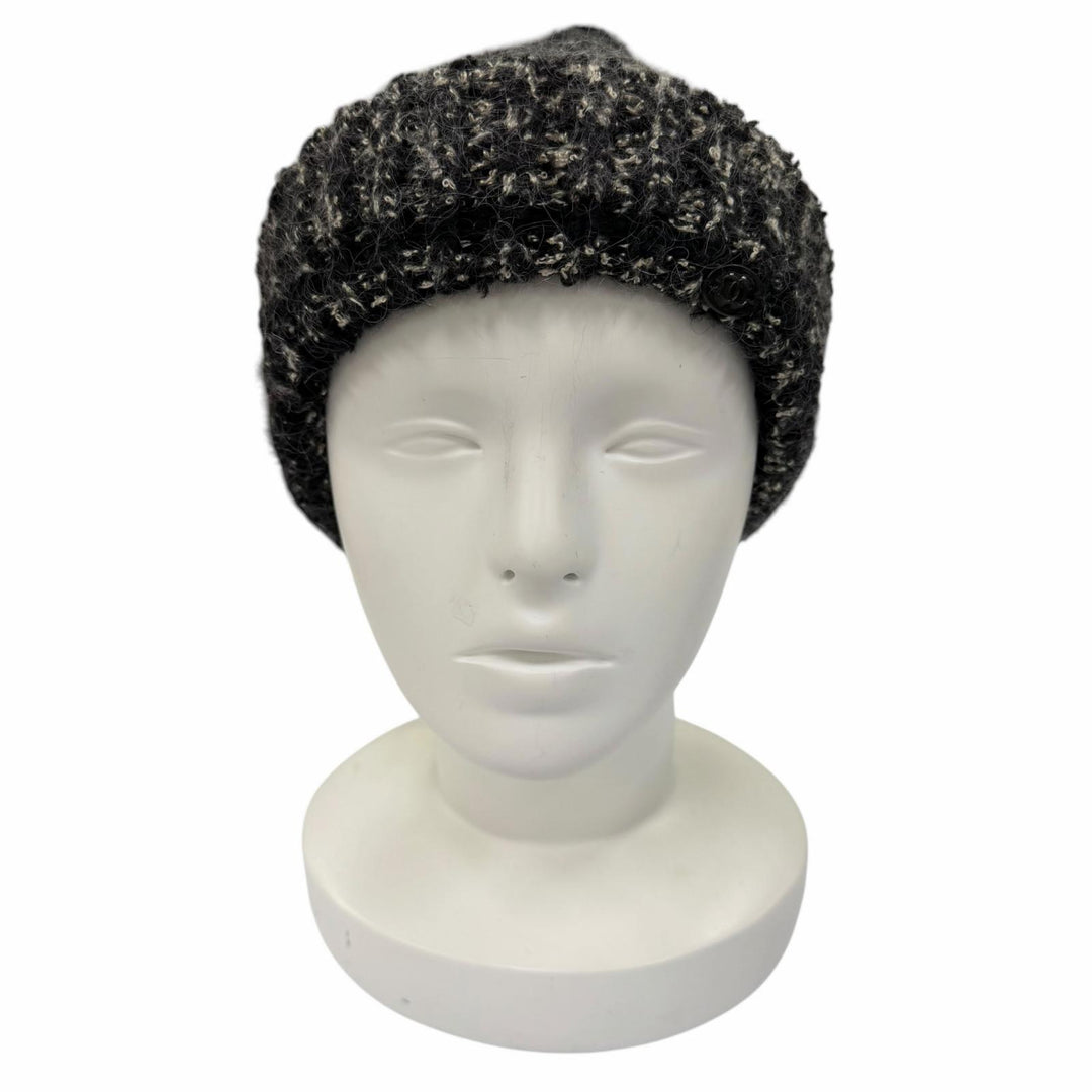 Great CHANEL Knit cap Mohair blend COCO Mark Black cashmere 2 06A P29588K00205