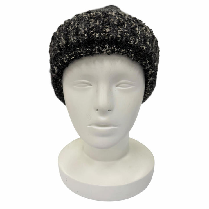 Great CHANEL Knit cap Mohair blend COCO Mark Black cashmere 2 06A P29588K00205