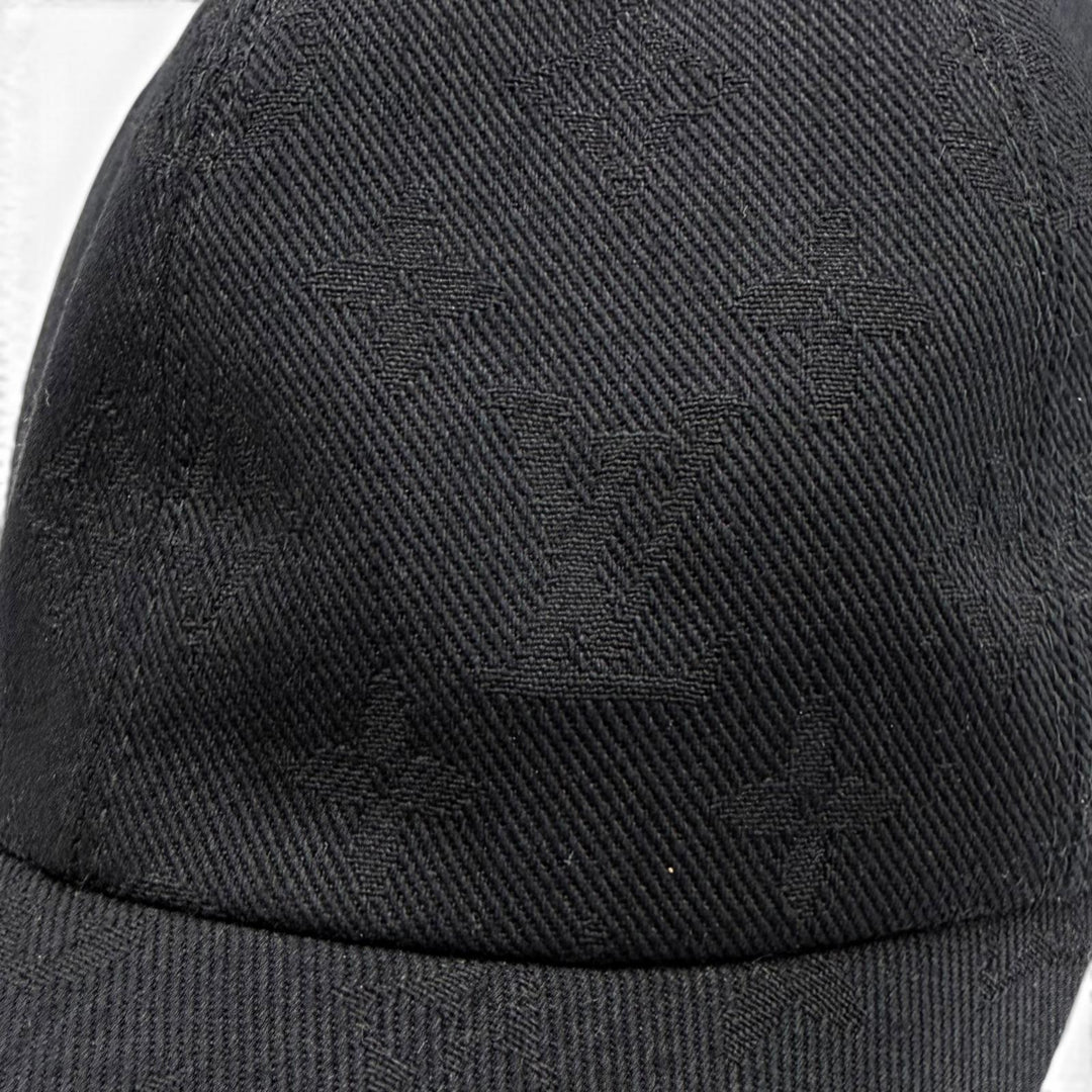 Great LOUIS VUITTON cap cap monogram essential black cotton mens S M5381M